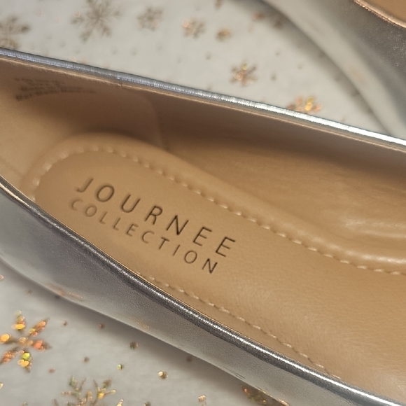 Journee Collection Silver Flats with Crystal Accents - Picture 2 of 9